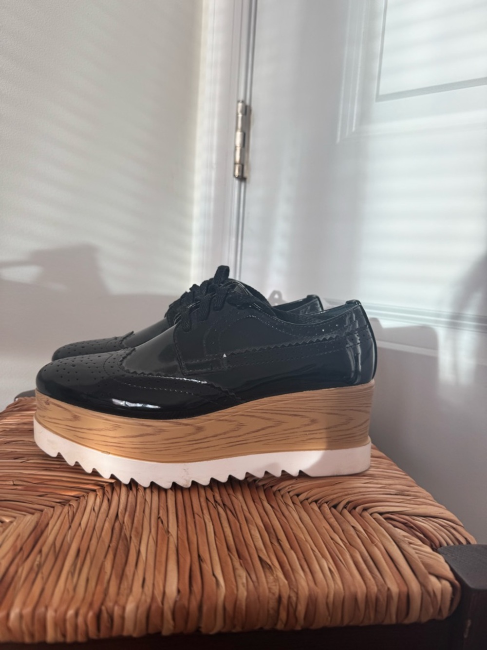 Patent Black Platform Oxfords with White Serrated Outsole size 6.5